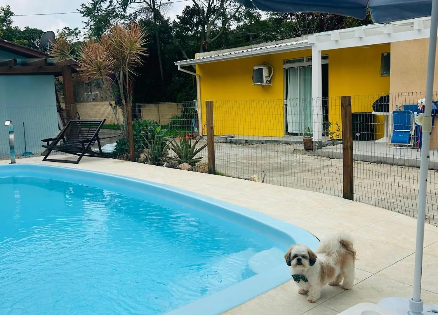 Casa Espacosa Com Piscina, Churrasqueira E Area Verde Em Sambaqui Ao Lado Da Praia - Floripa Florianópolis Feriehus